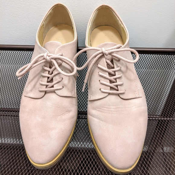 Pink Faux Leather Oxford Shoes - Picture 2 of 5